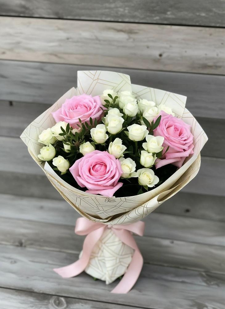 Букет цветов из: Розы в Алкино
