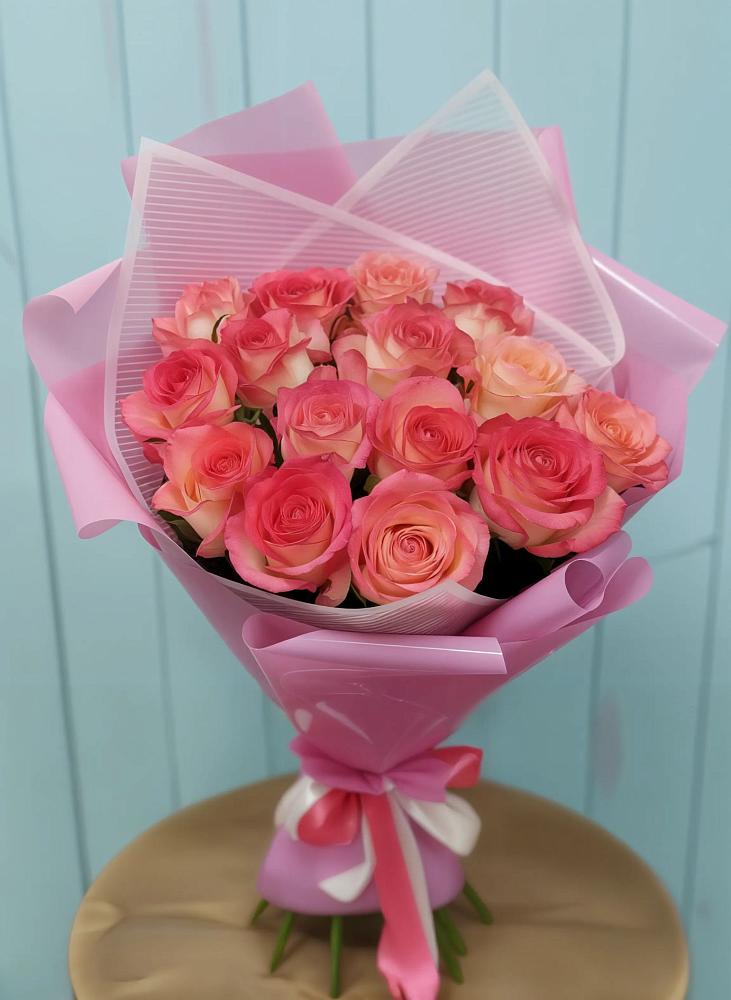 Букет 15 Розовых роз Равель в Алкино