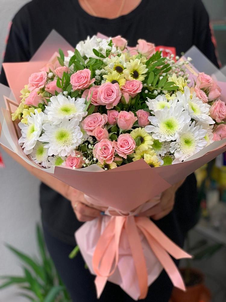 Букет цветов из: Розы и Хризантемы в Алкино