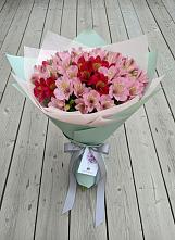 Букет цветов из:  Альстромерии #REPLACE_PRED# Алкино