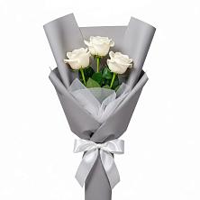 Букет 3 белые розы в Алкино