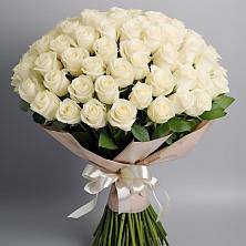 Букет 101 беля роза Белоснежка в Алкино