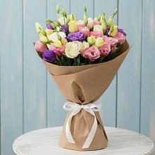 Букет цветов из:  Лизиантусы в Алкино
