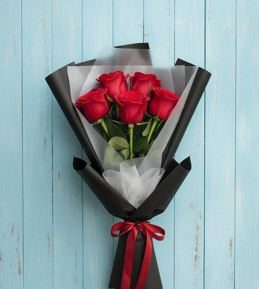 Букет цветов из: Розы в Алкино